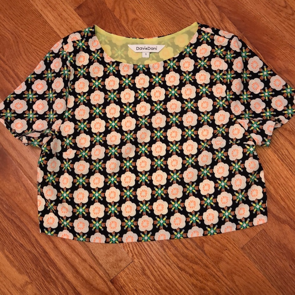 Flower crop top